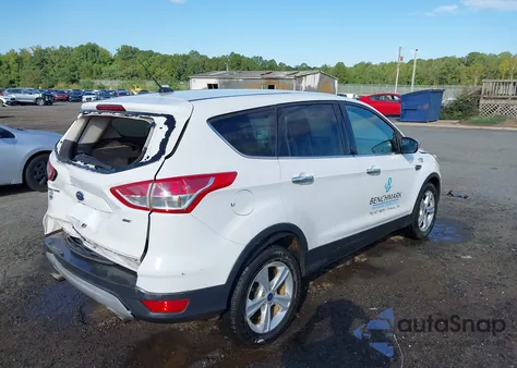 2015 Ford Escape Se z USA, uszkodzony, nr VIN 1FMCU0G79FUA28395